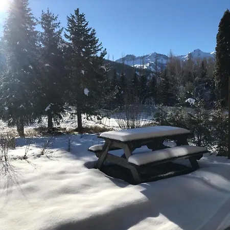 公寓 Appartement Neuf Vue Montagne Faucon-de-Barcelonnette